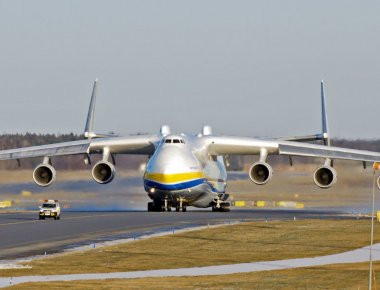 Antonov-225: Το μεγαλύτερο αεροπλάνο στον κόσμο! (βίντεο)